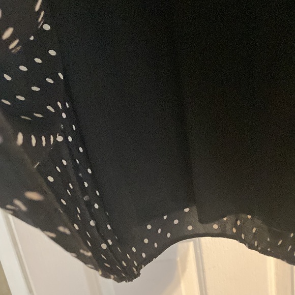 Cute mid length dress - 1X - Picture 3 of 5